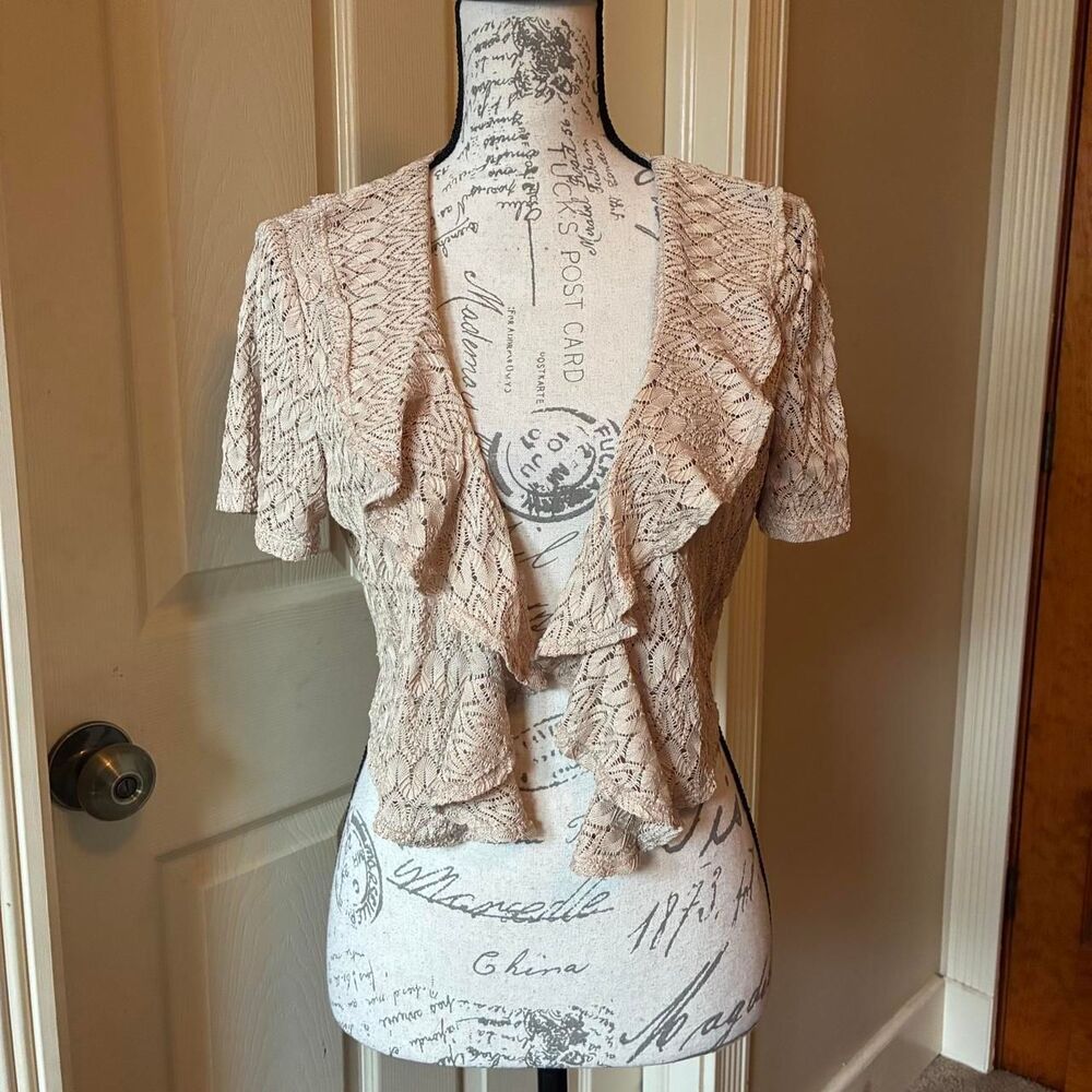 Adorable Vtg Style Coquette Ruffle Knit Cardigan Shrug
